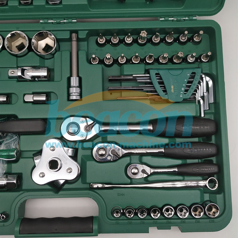 122PCS Car Repairing Hand Tool Kit