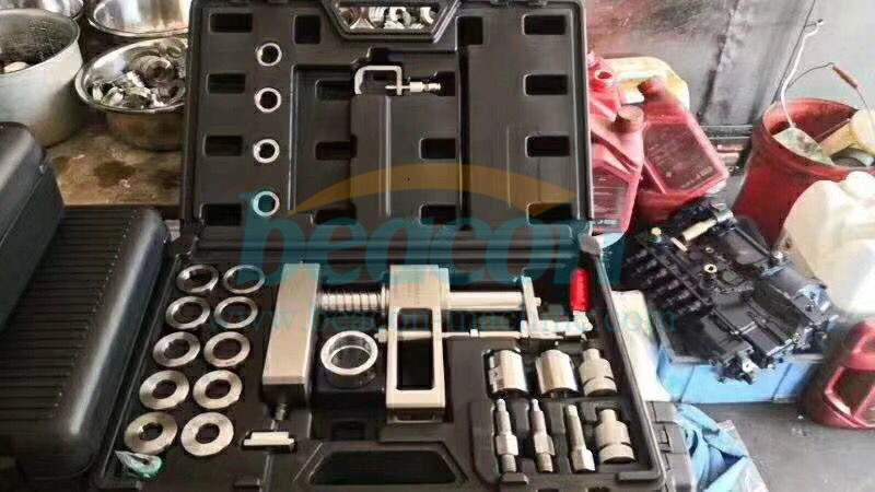 Common rail CR fuel Universal injector clamp holder disassembly tools for test bench