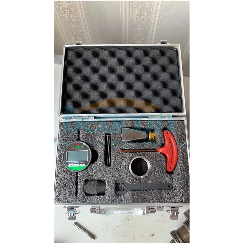 CAT c13 diesel fuel injector removal disassembly tools