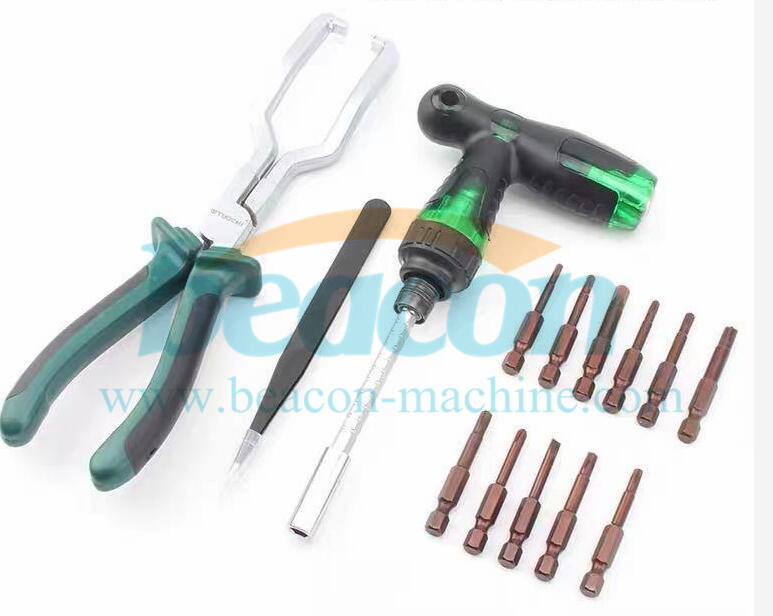 G331 Fuel urea pump disassembly tool